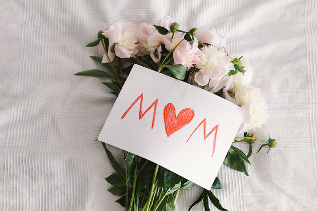 4 Impressive Mothers’ Day Gifts To Show Your Mum You Care